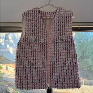 Chic Tweed Vest in Pink and White
